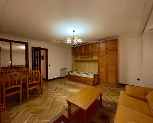 Bedroom of Flat to rent in Salamanca Capital  with Heating, Parquet flooring and Furnished