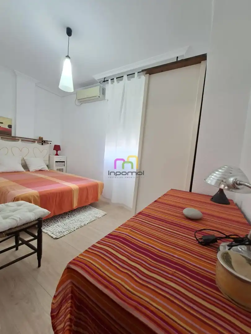 Habitación de Piso de alquiler en Badajoz con Aire acondicionado, Calefacción y Amueblado