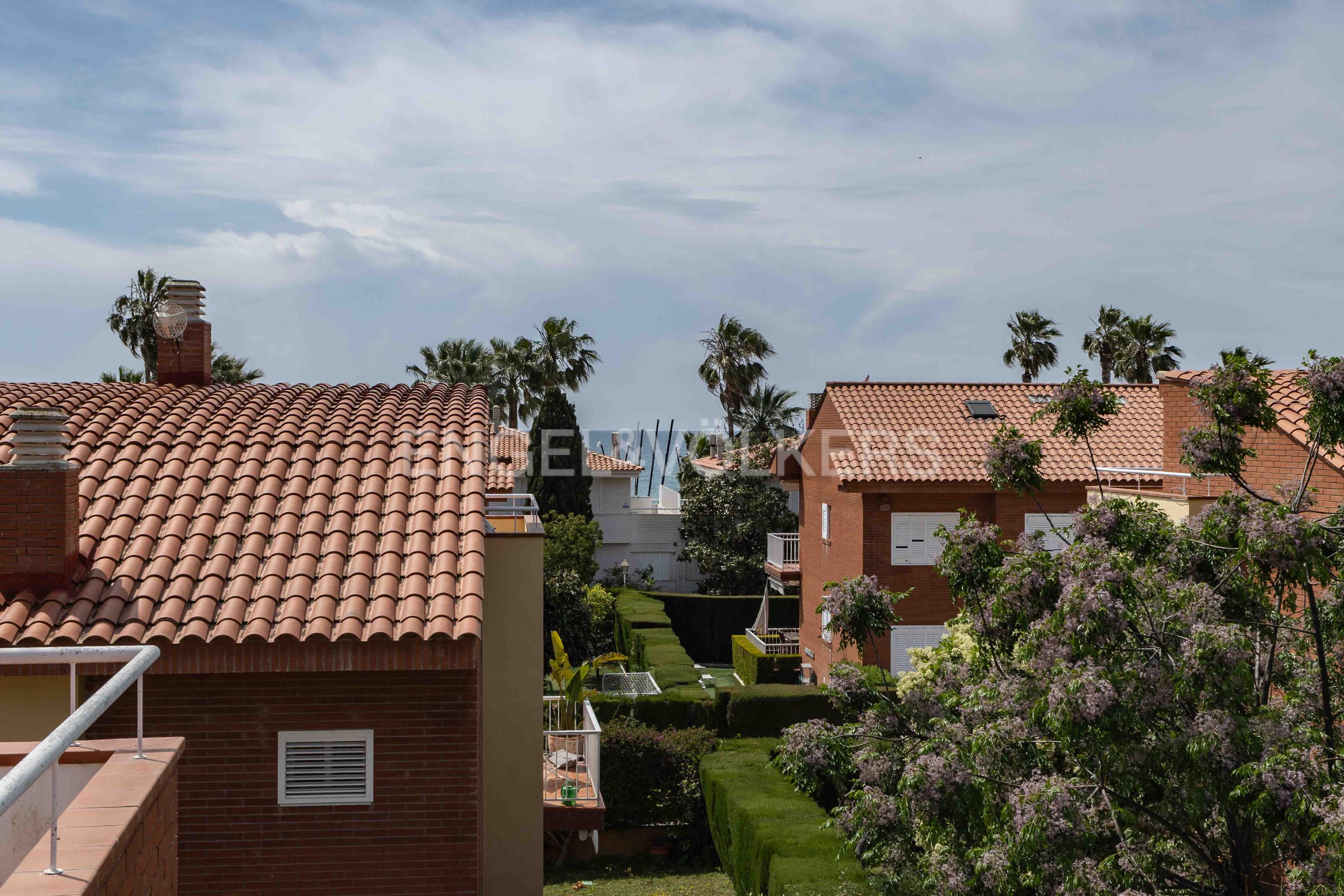 Vista exterior de Casa o xalet en venda en Altafulla amb Aire condicionat, Calefacció i Jardí privat