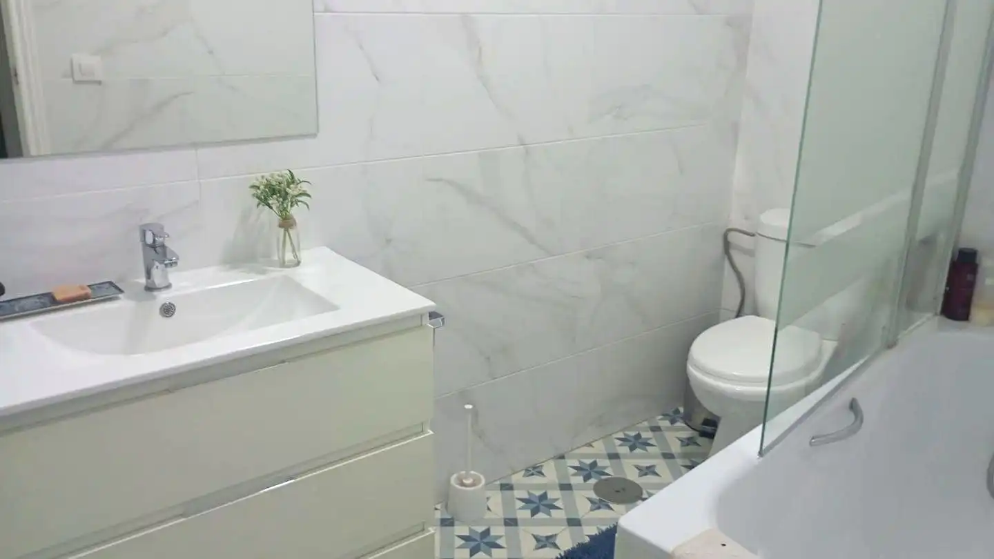 Room in Calle Cuna, Alfalfa - Santa Cruz