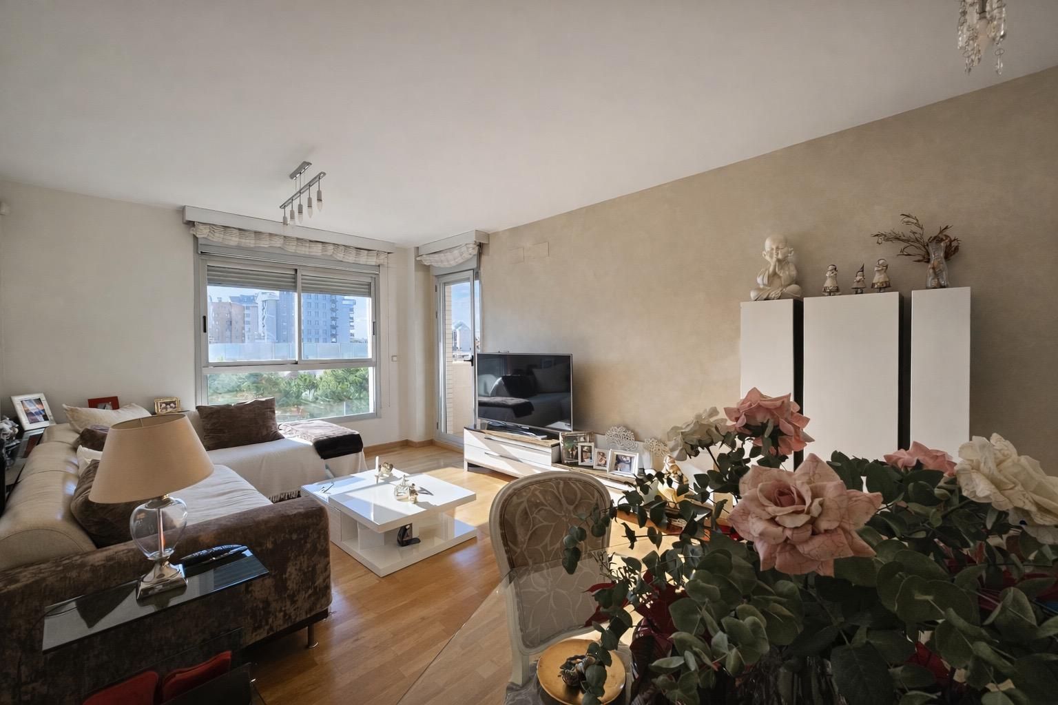 Apartament de lloguer a Avenida GENERAL AVILES, Sant Pau