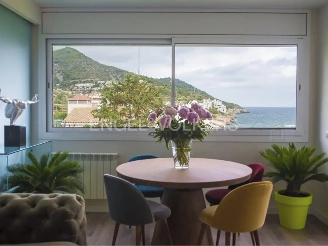 Dining room of Flat for rent in Sitges  with Air Conditioner, Heating and Parquet flooring