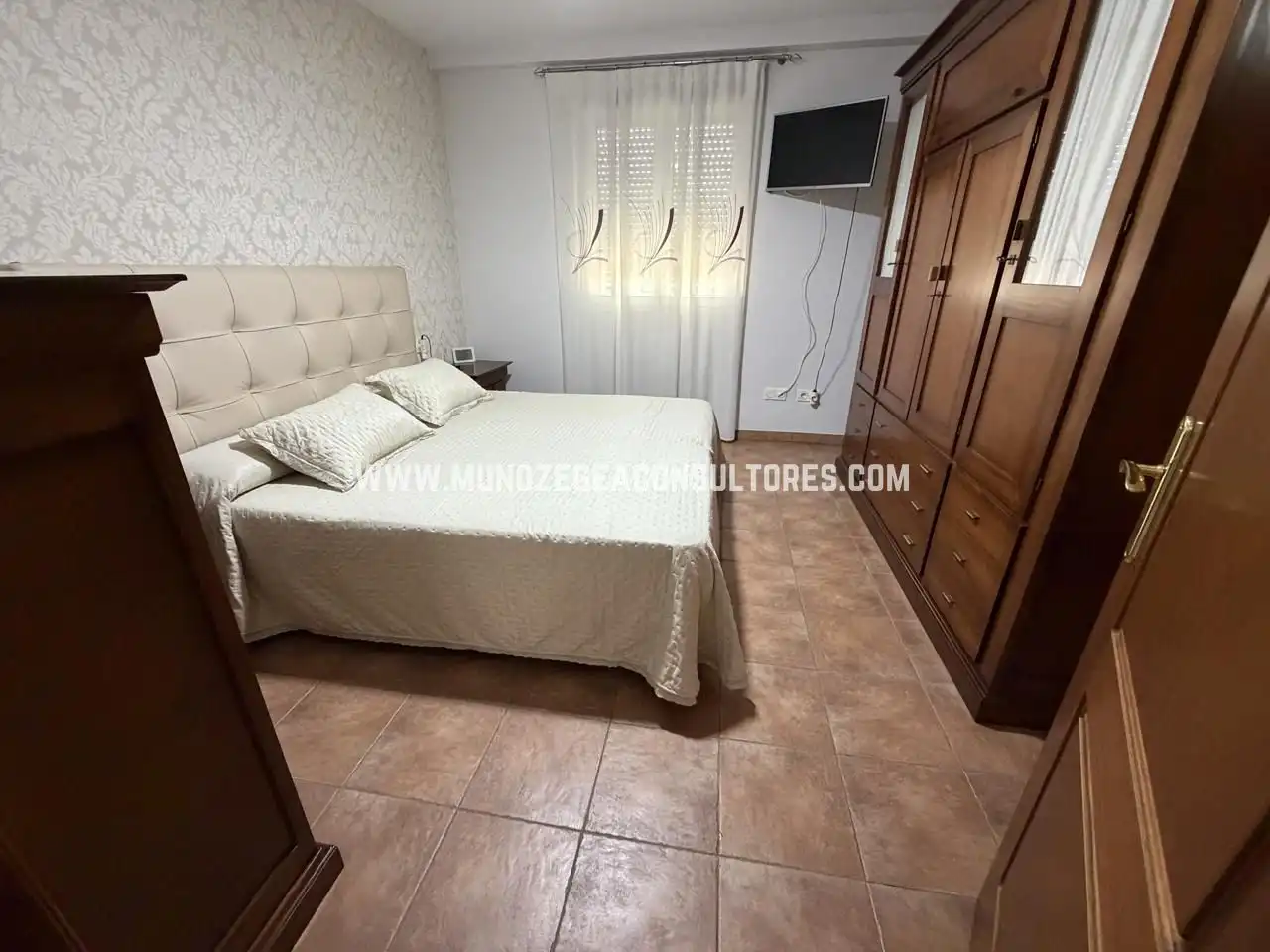 Dormitori de Casa o xalet en venda en Lucena amb Aire condicionat, Terrassa i Traster