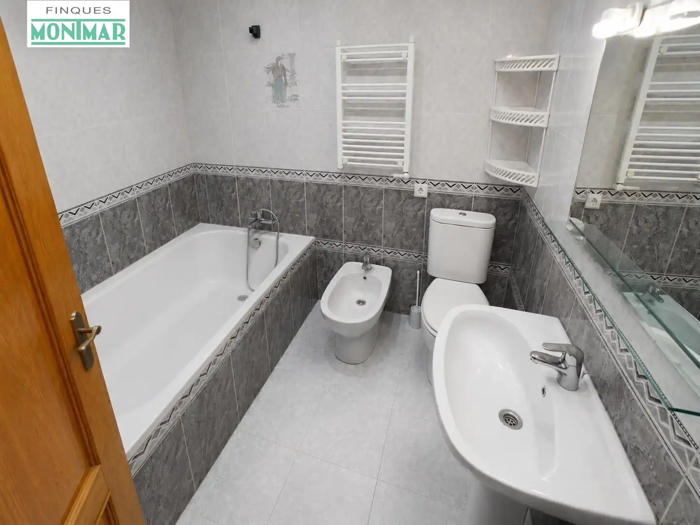 Badezimmer von Wohnung zum Verkauf in Sant Pere de Ribes mit Heizung