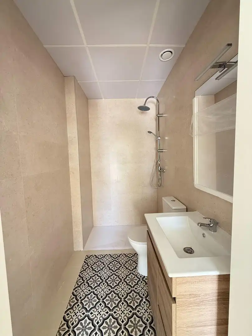 Apartament amb terrassa en venda a Casco Antiguo, imagen 16