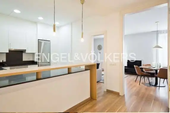 Küche von Wohnung zur Miete in  Barcelona Capital mit Klimaanlage, Heizung und Balkon