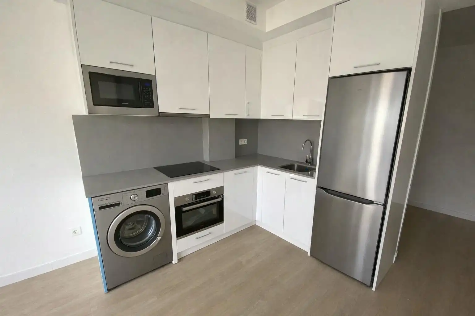Cocina de Piso en venta en Madrid con Calefacción y Piscina comunitaria