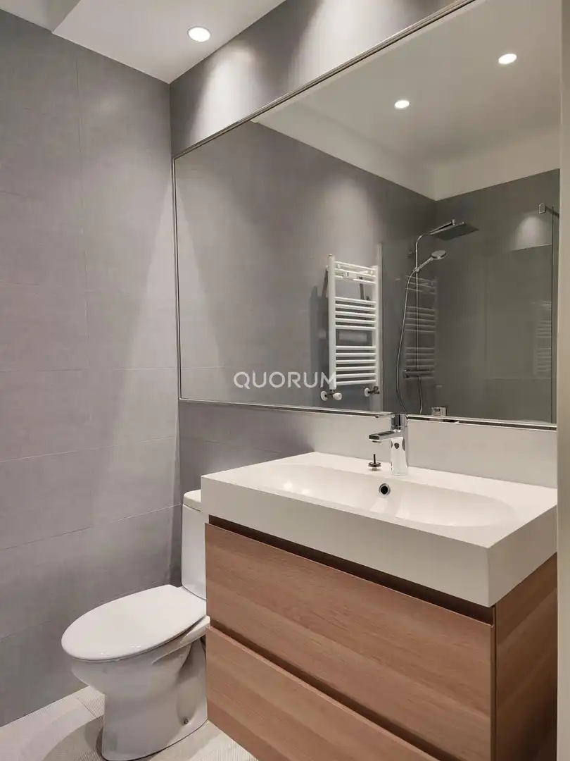 Flat for rent in Gran Vía Don Diego López de Haro, Abandoibarra - Guggenheim
