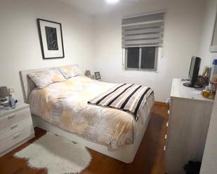 Bedroom of Flat for sale in  Madrid Capital  with Air Conditioner, Heating and Terrace