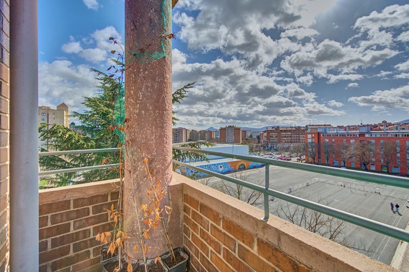 Exterior view of Flat for sale in  Pamplona / Iruña  with Air Conditioner, Heating and Parquet flooring