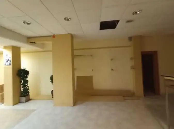 Local comercial en venda a Avenida Virgen Milagrosa, imagen 7