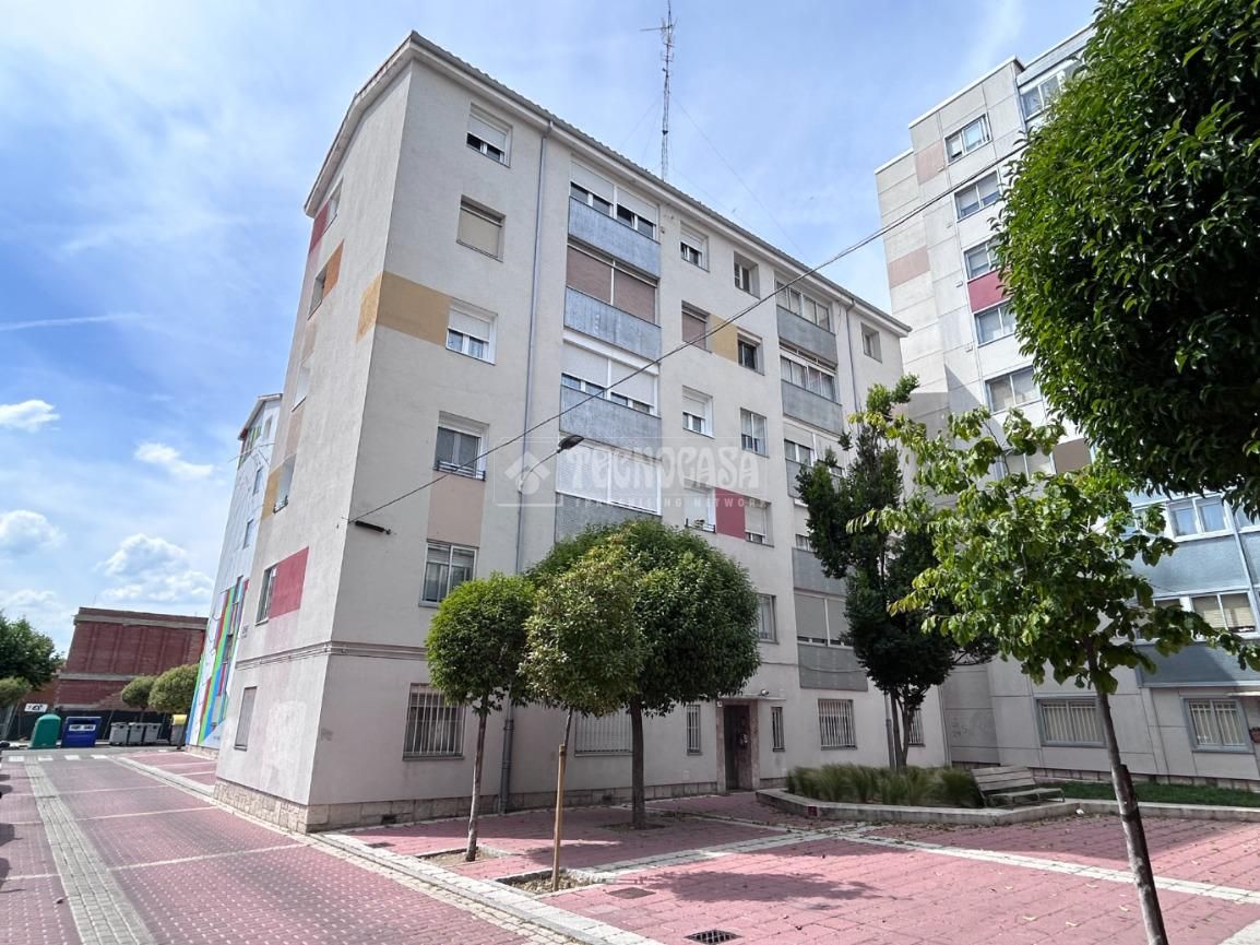 Vista exterior de Piso en venta en Valladolid Capital