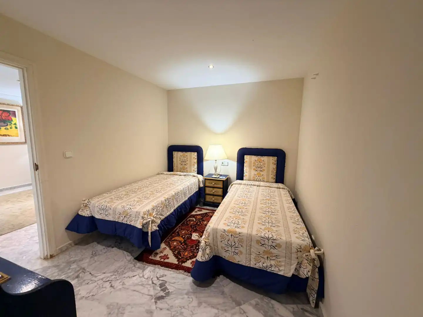 Bedroom of Flat for rent in Marbella  with Air Conditioner, Terrace and Storage room