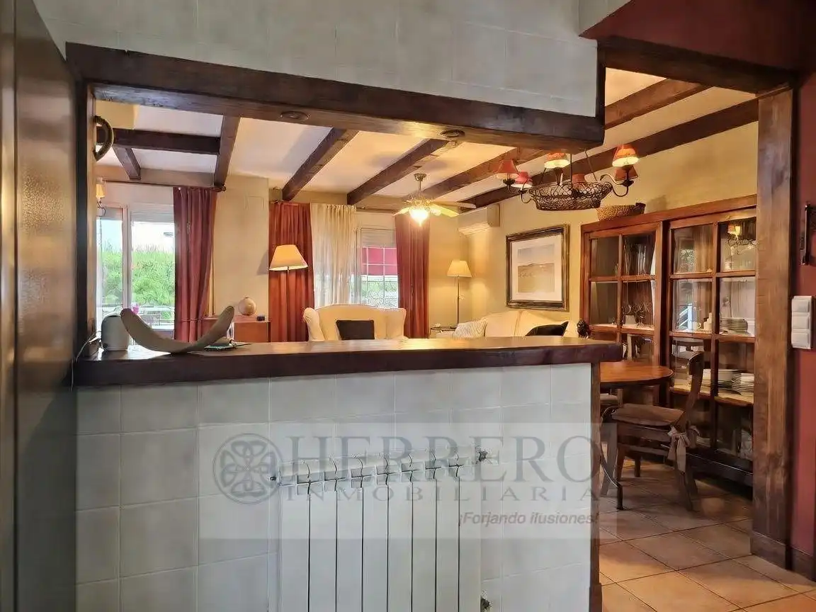 Sala de estar de Casa adosada en venta en Gandia con Aire acondicionado, Calefacción y Jardín privado