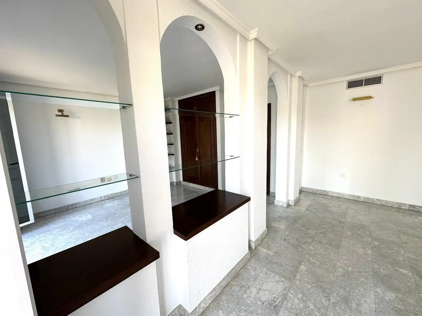 Piso de alquiler en Granada con Aire acondicionado, Calefacción y Terraza