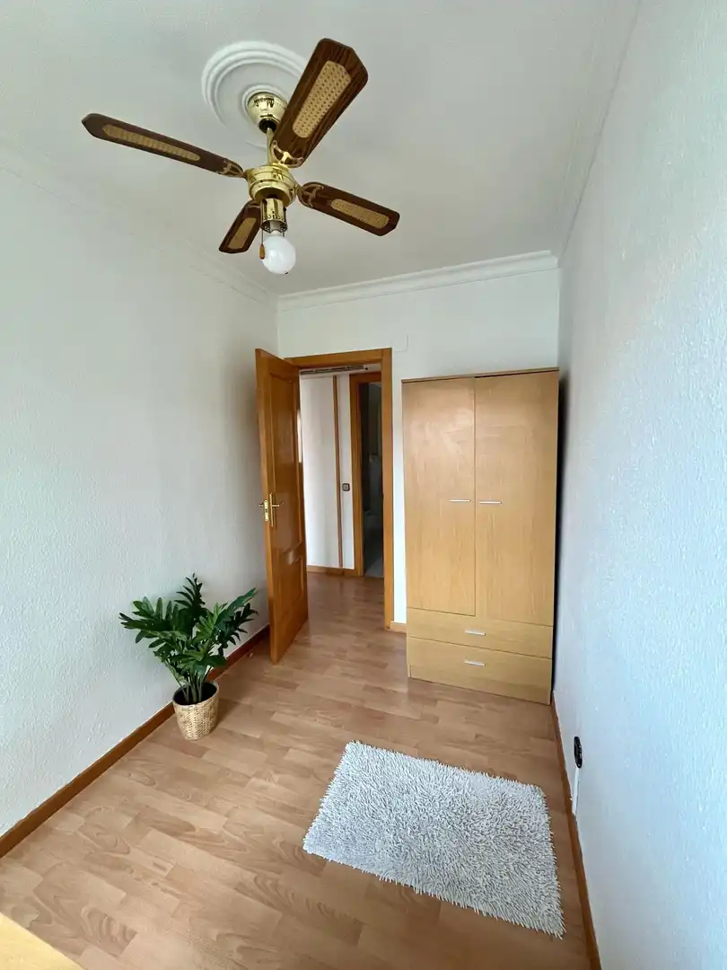Piso de alquiler en Calle VALDEMARIN, Foso - Moreras
