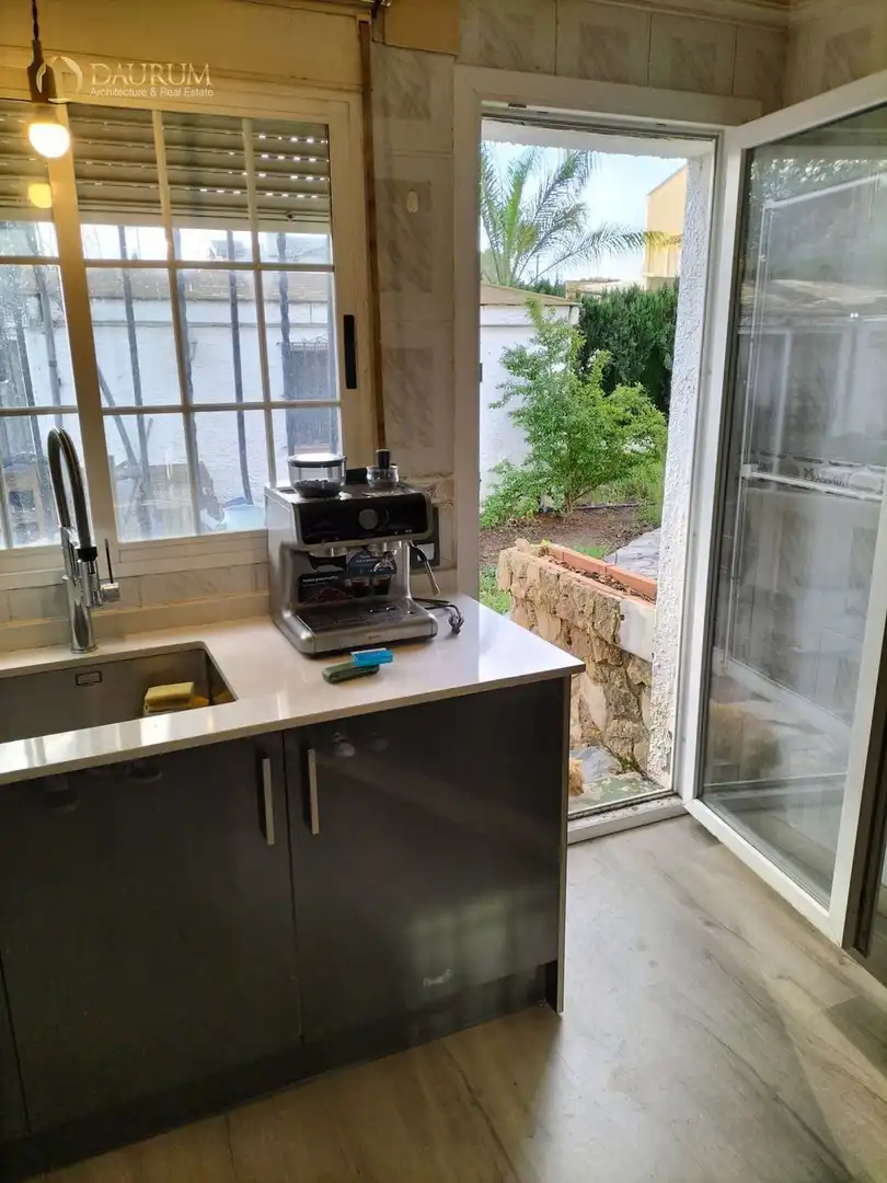 Cocina de Casa o chalet en venta en L'Eliana con Aire acondicionado, Calefacción y Terraza