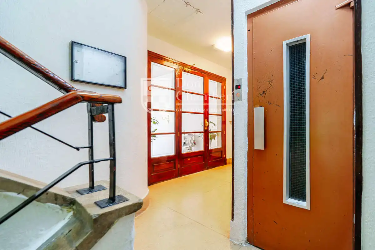 Wohnung zum Verkauf in Madrid mit Klimaanlage, Heizung und Möbliert