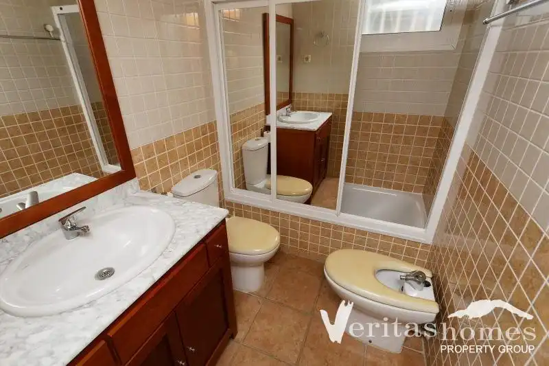 Bathroom of Apartments for sale in Vera