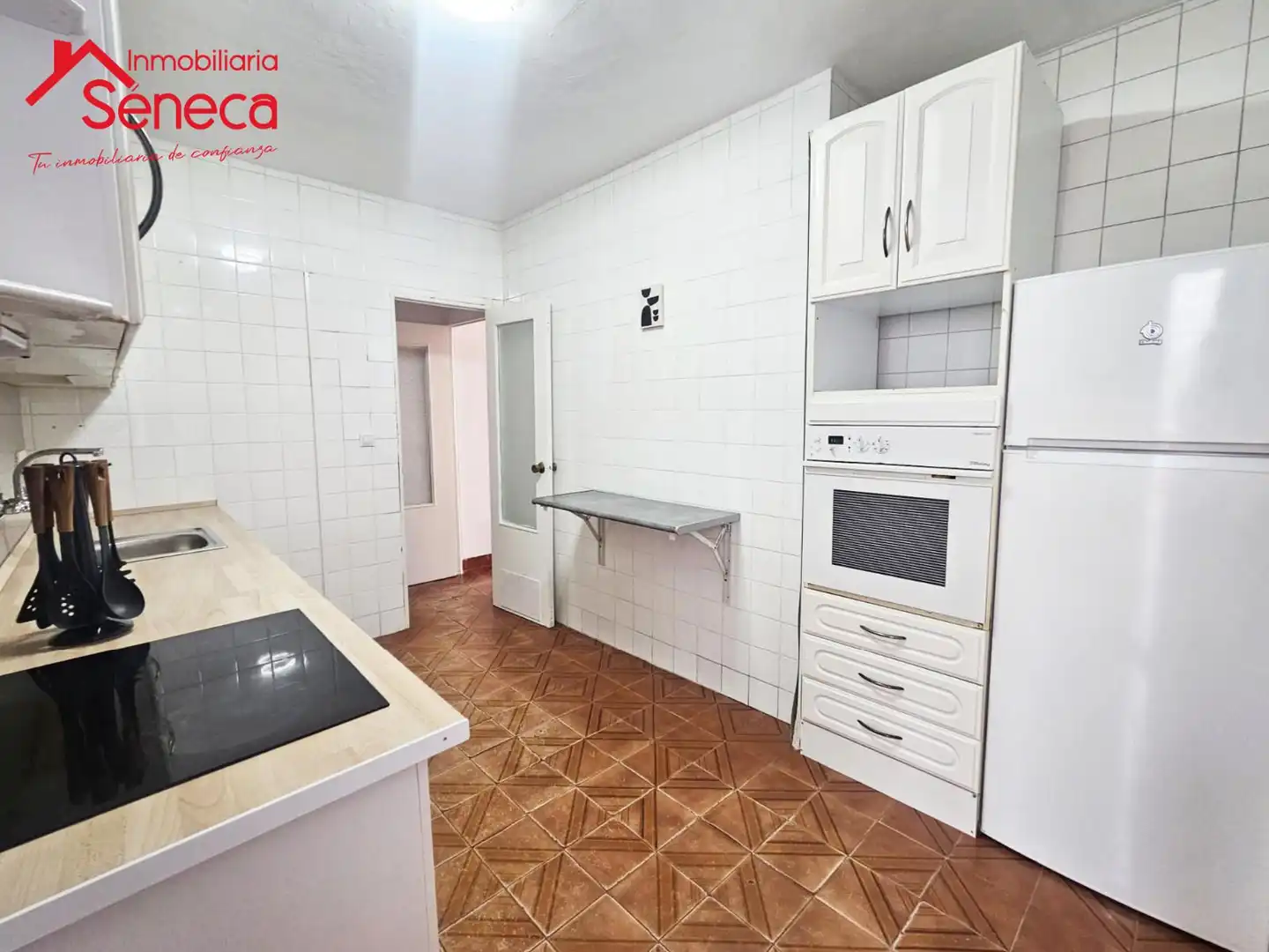 Cocina de Piso de alquiler en Córdoba con Terraza y Amueblado