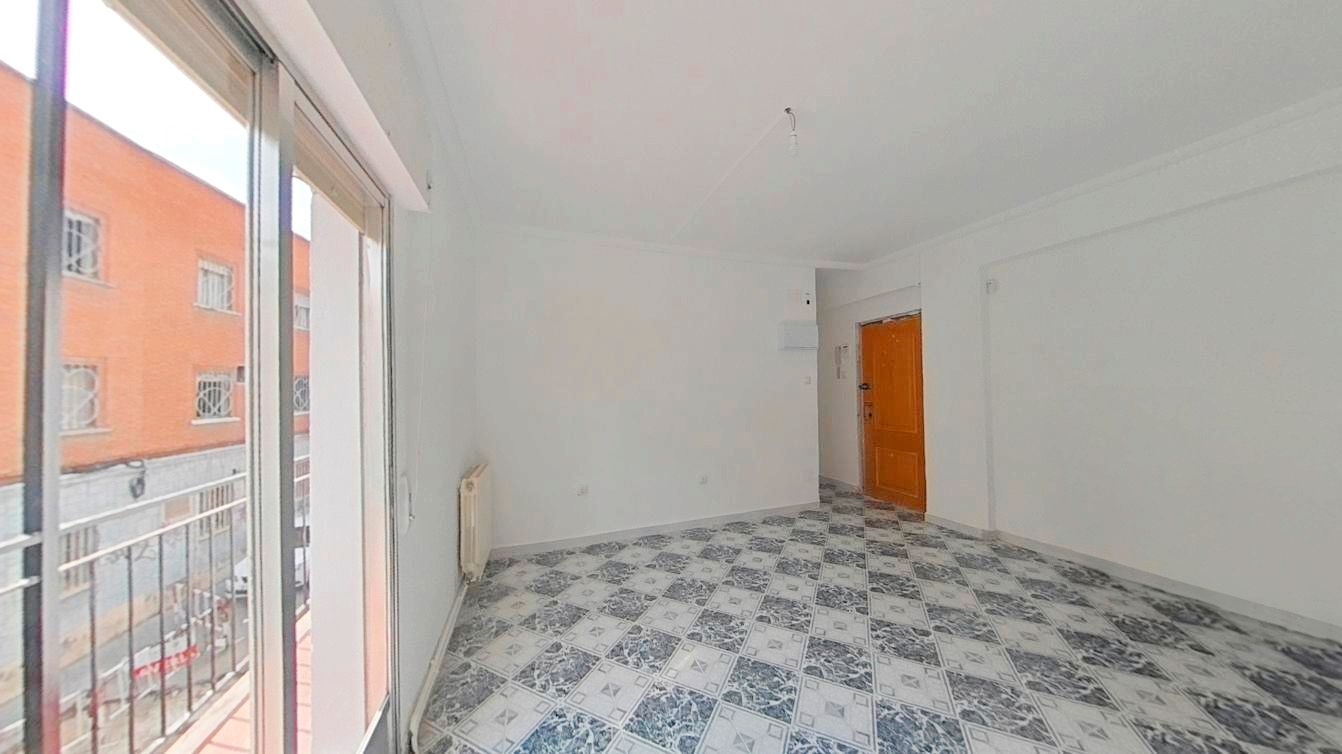 Habitación de Piso en venta en  Madrid Capital con Terraza