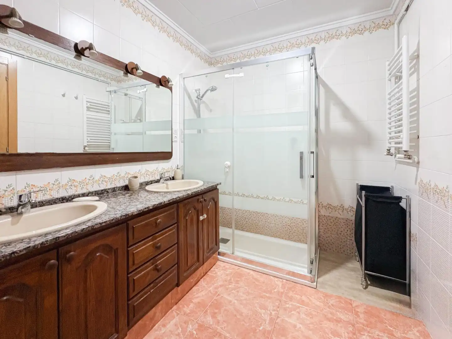 Bathroom of Flat for sale in Campanar