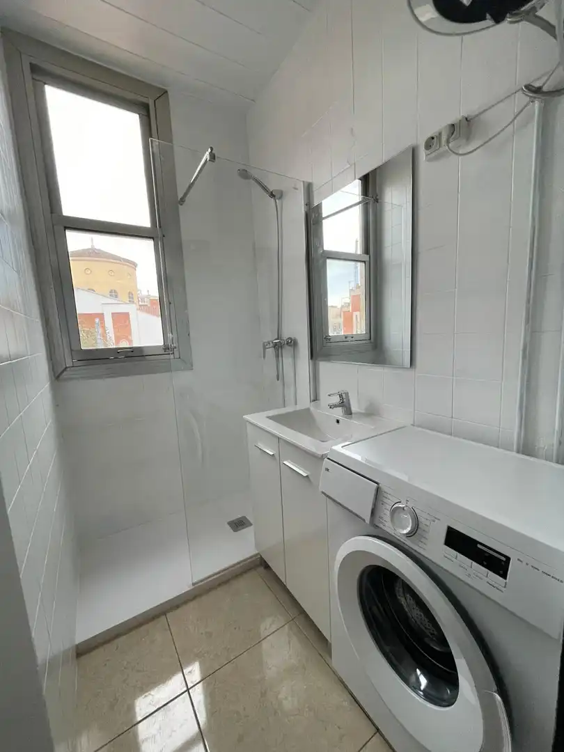 Flat for sale in Sant Adriá Nord