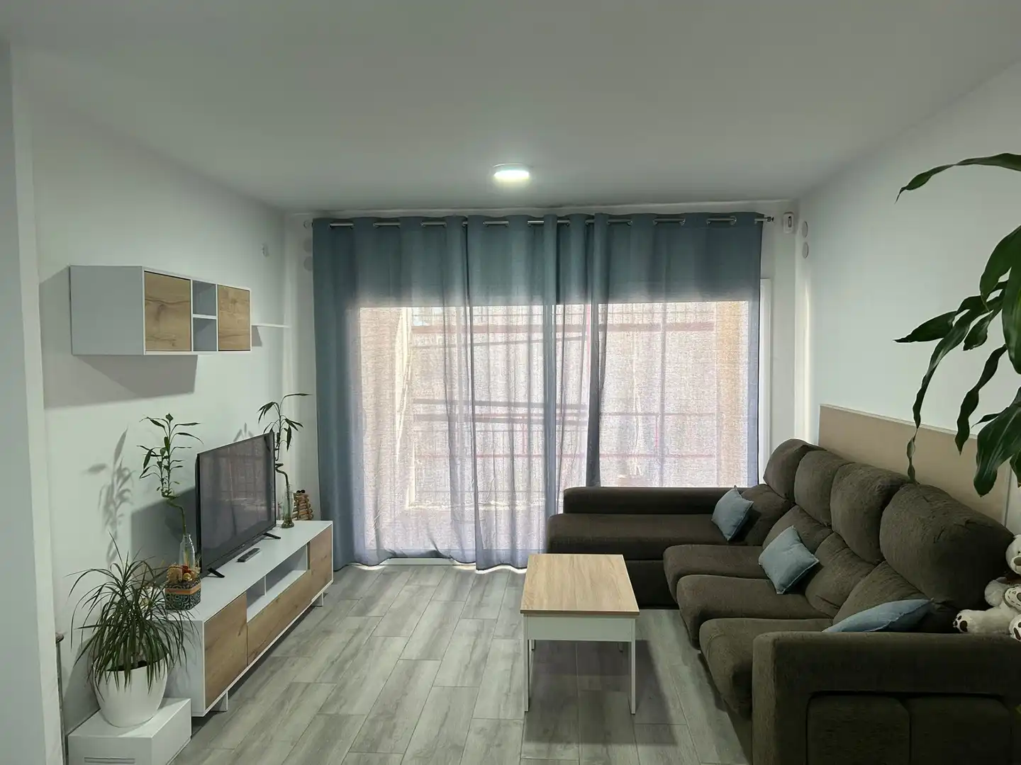 Sala de estar de Apartamento de alquiler en Roses con Terraza, Trastero y Horno