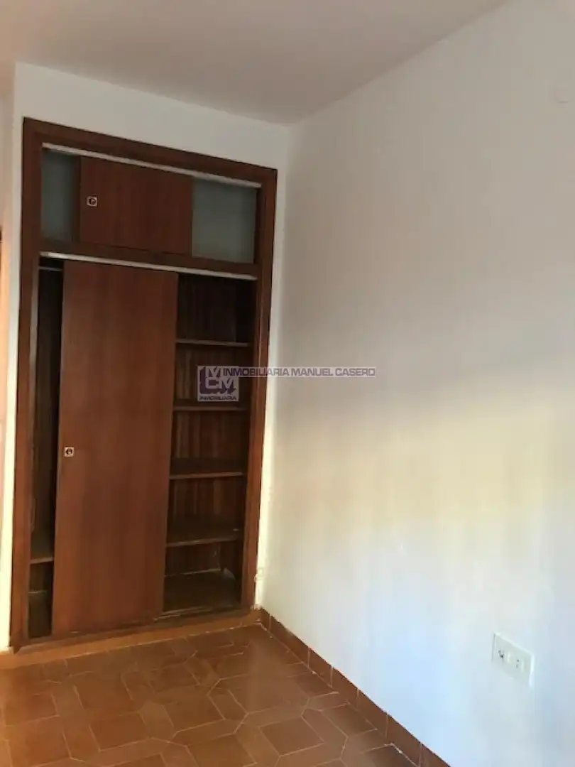 Habitación de Casa o chalet en venta en Cáceres con Calefacción, Jardín privado y Piscina