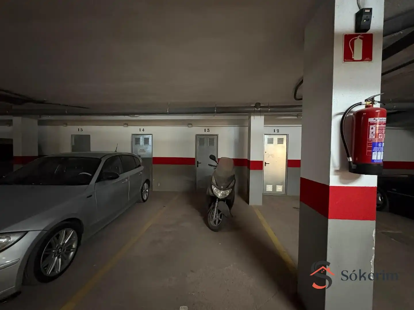 Parkplatz von Wohnung zum Verkauf in Alcabón mit Klimaanlage, Heizung und Privatgarten