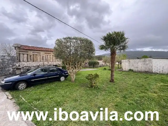 Casa o xalet en venda en Pontevedra Capital  amb Calefacció, Jardí privat i Terrassa