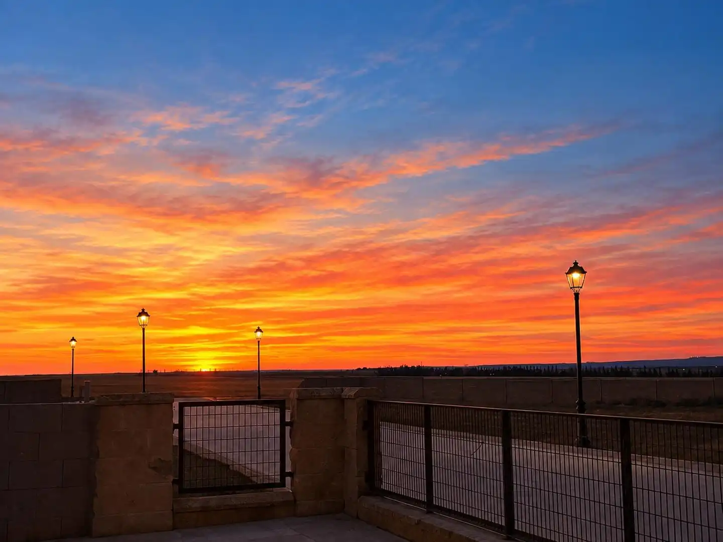 Vista exterior de Casa adosada en venta en Garcillán, Segovia
