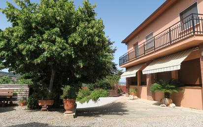 Jardí de Casa o xalet en venda en Sant Celoni amb Aire condicionat, Terrassa i Piscina