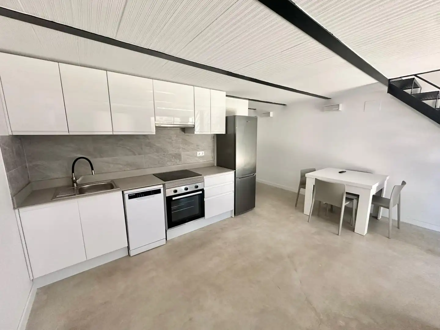Loft en alquiler en Calle ANDARELLA, imagen 2