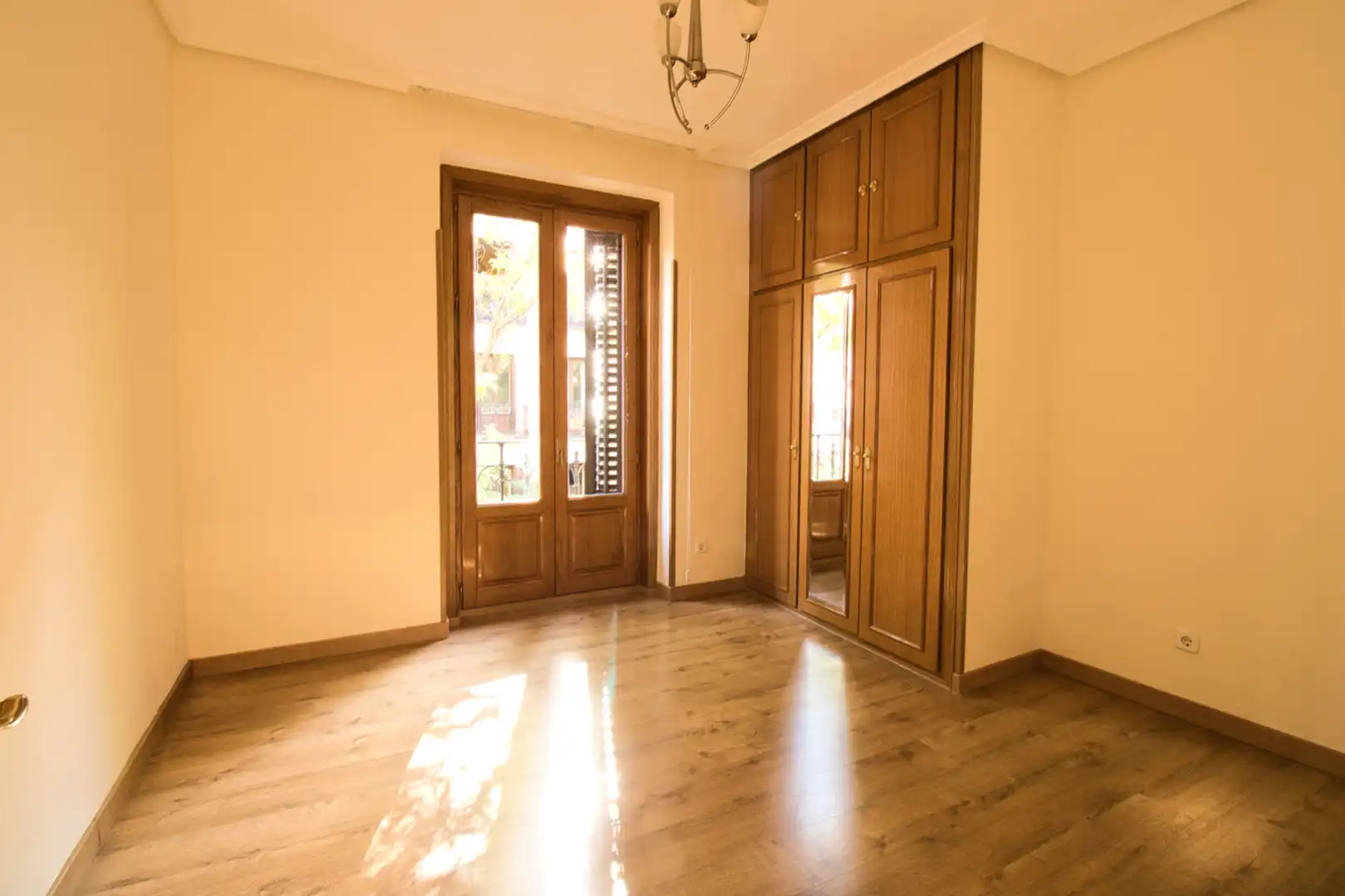 Appartamento con ascensore in affitto a Calle de Castelló, imagen 8