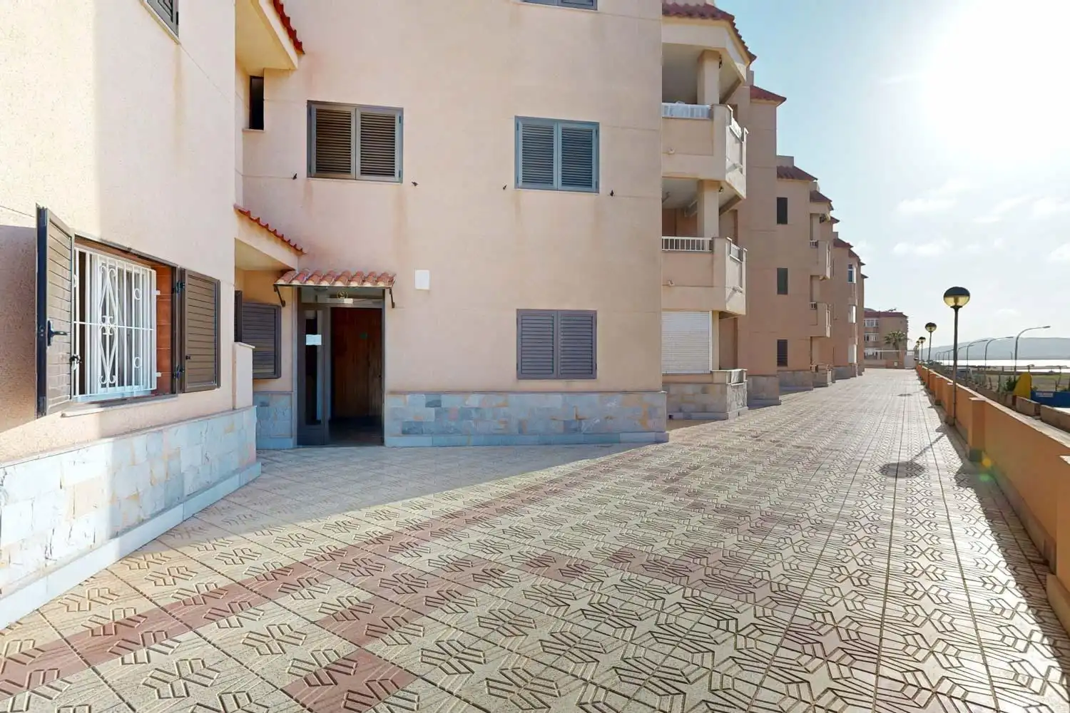 Exterior view of Flat for sale in Entremares