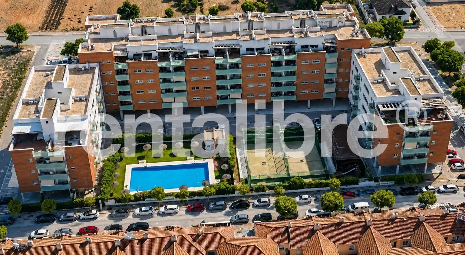 Vista exterior de Pis en venda en Jerez de la Frontera amb Aire condicionat, Terrassa i Piscina comunitària