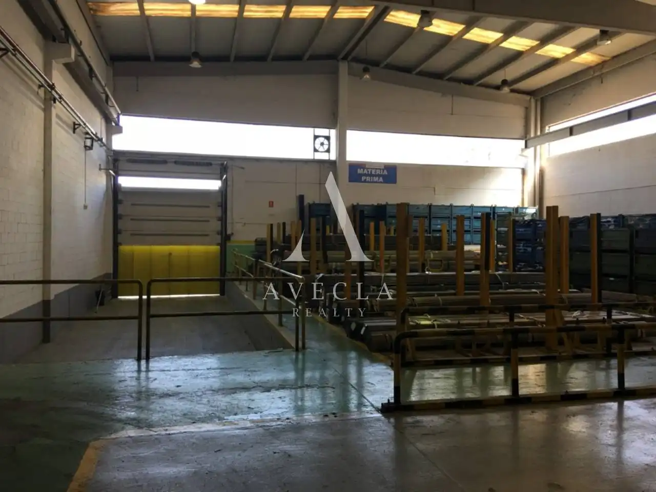 Nave industrielle avec ascenseur à louer à Calle Can Magí 11, imagen 3