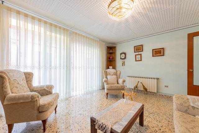 Casa adosada en Venta en Calle CANOVAS CASTILLO en Playa Puerto de Sagunto