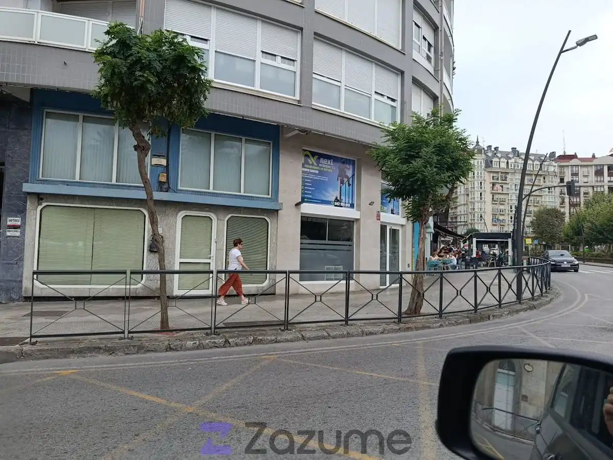 Vista exterior de Apartamento de alquiler en Laredo con Calefacción, Amueblado y Horno