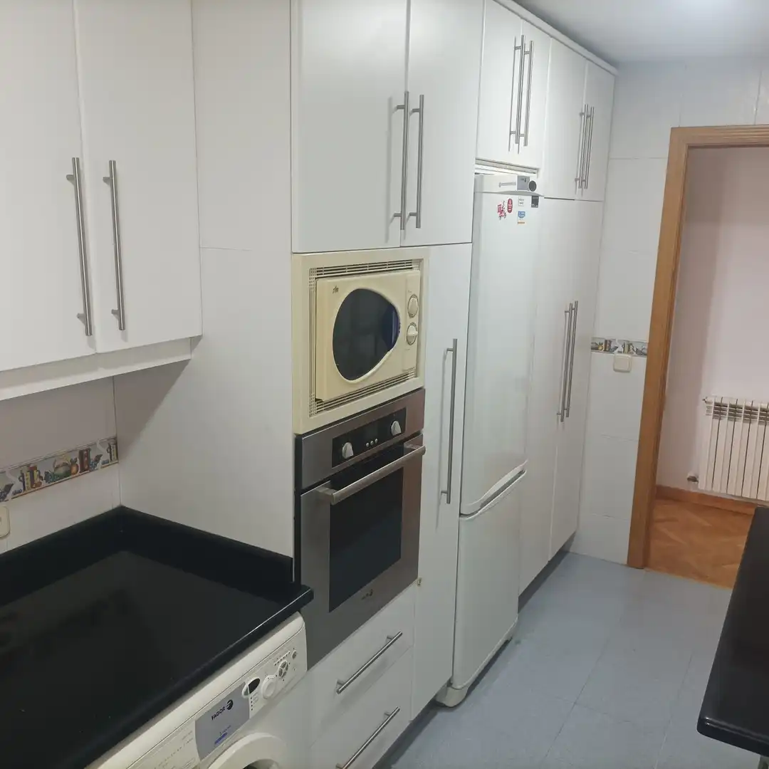 Cocina de Ático en venta en Quintanar de la Orden con Aire acondicionado, Calefacción y Parquet