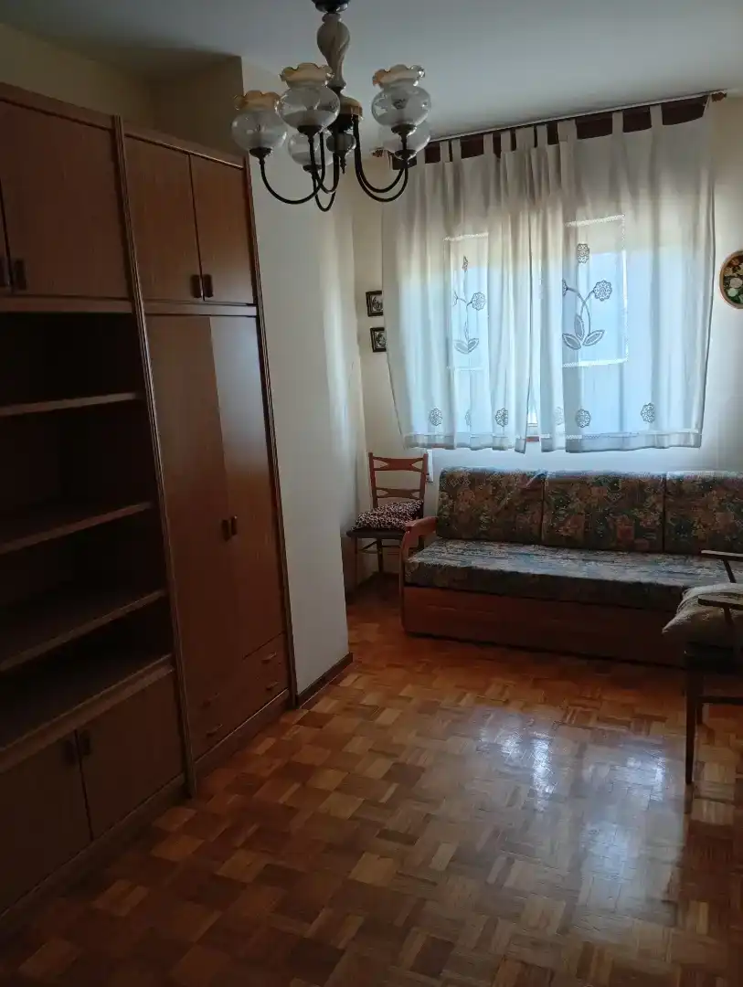 Habitación de Piso en venta en Lugo con Parquet, Trastero y Amueblado