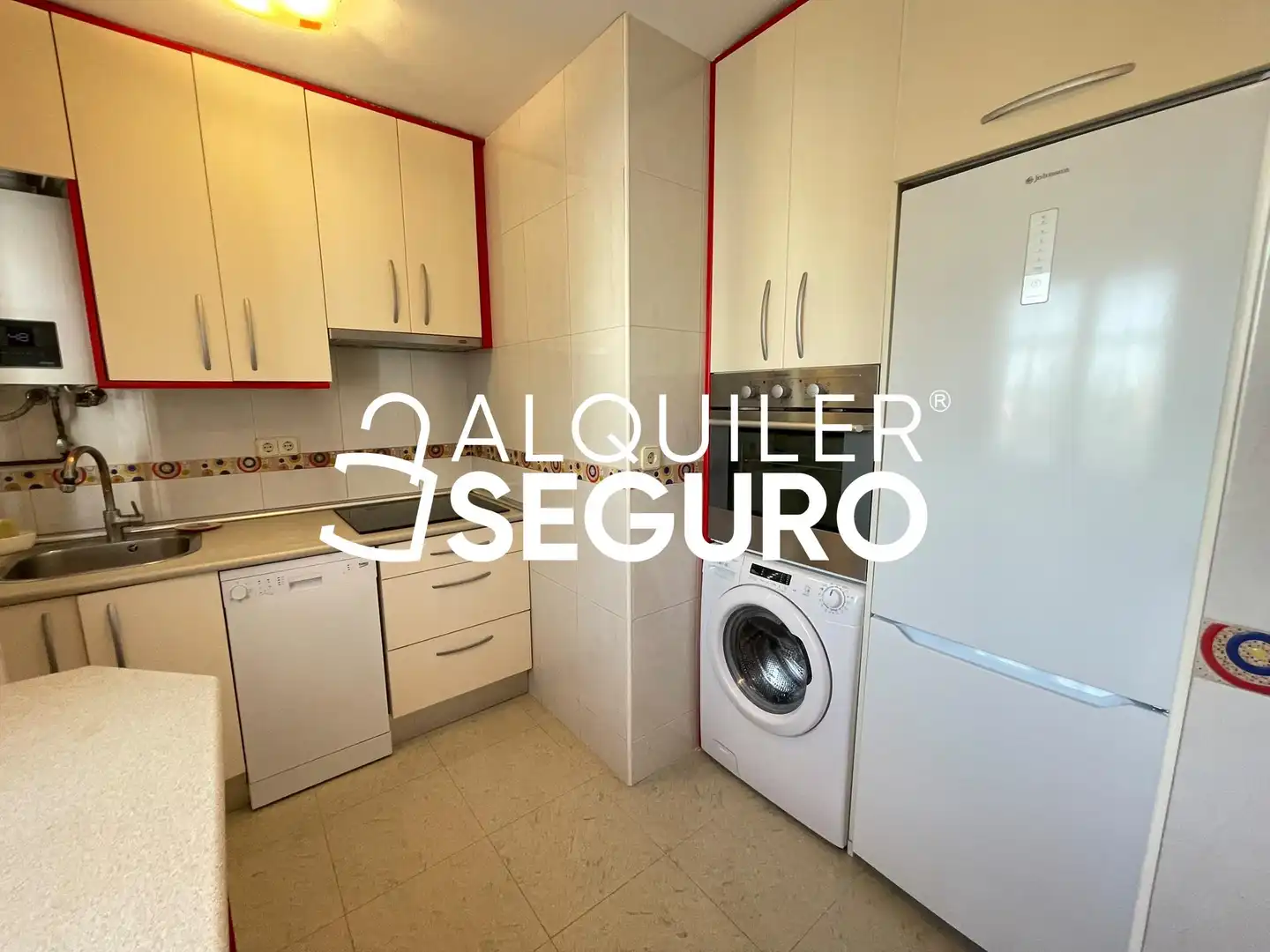 Cocina de Piso de alquiler en Madrid con Aire acondicionado, Calefacción y Amueblado