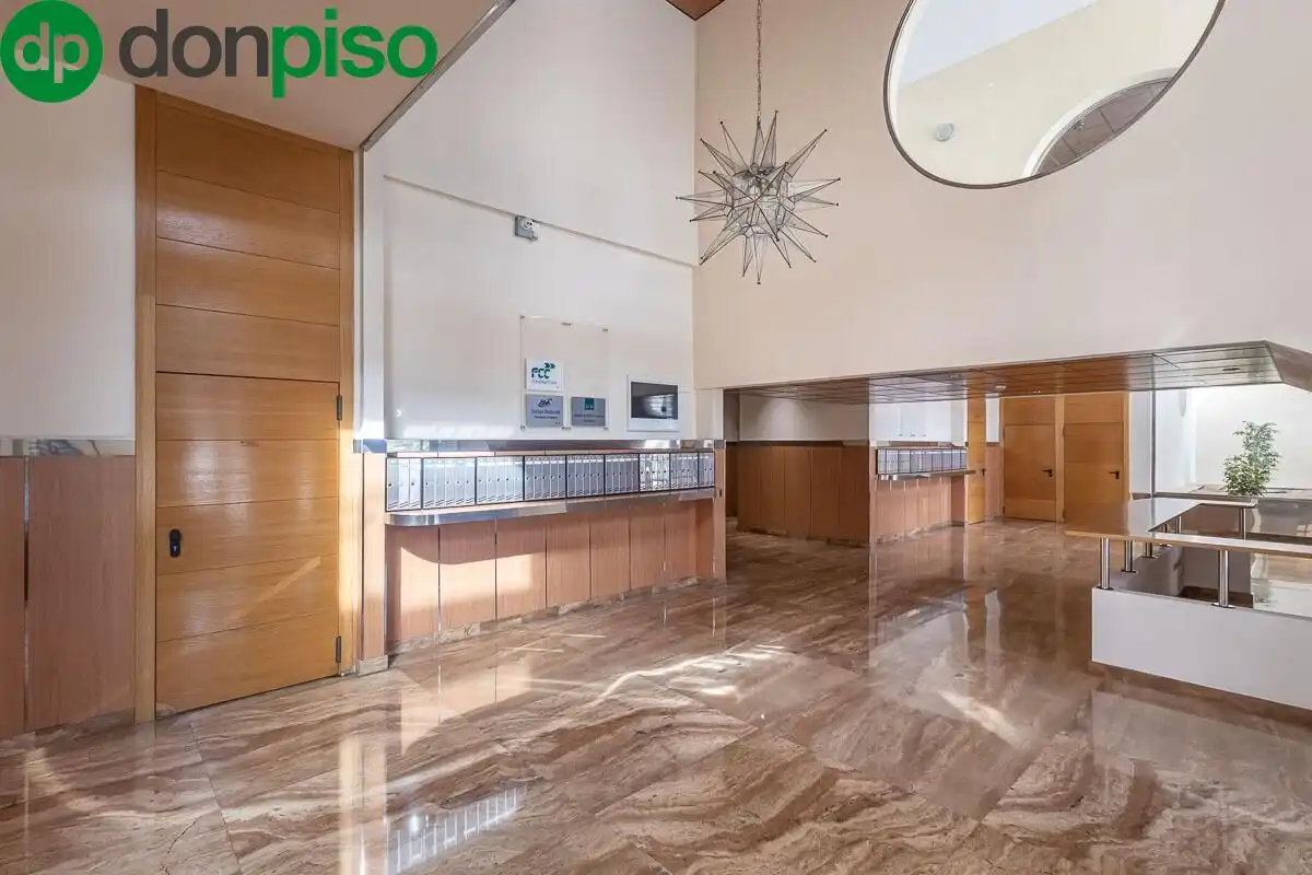 Flat for sale in Granada