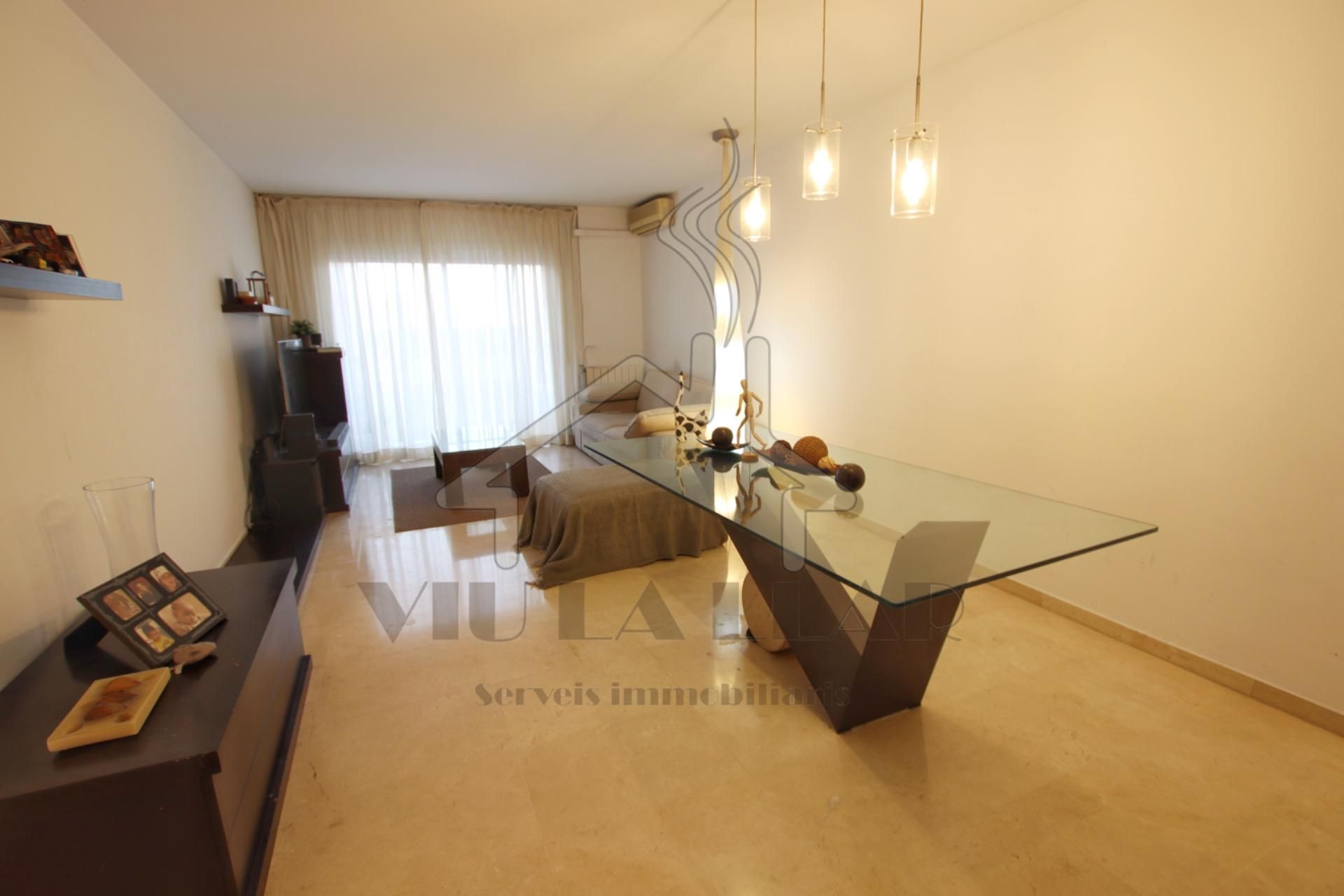 Living room of Flat for sale in Mataró  with Air Conditioner, Heating and Balcony