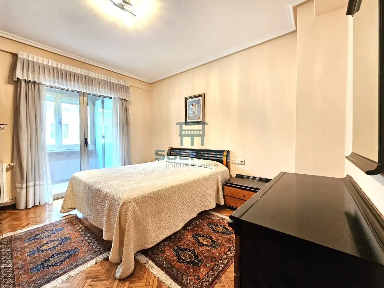 Habitación de Piso en venta en Ourense Capital  con Calefacción, Trastero y Amueblado