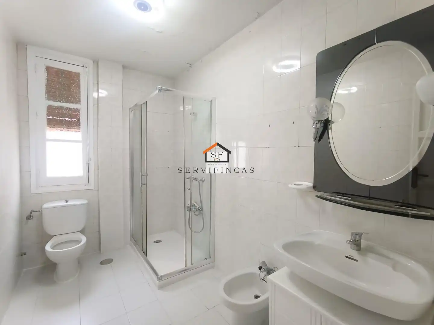 Badezimmer von Wohnung zum Verkauf in Arganzuela