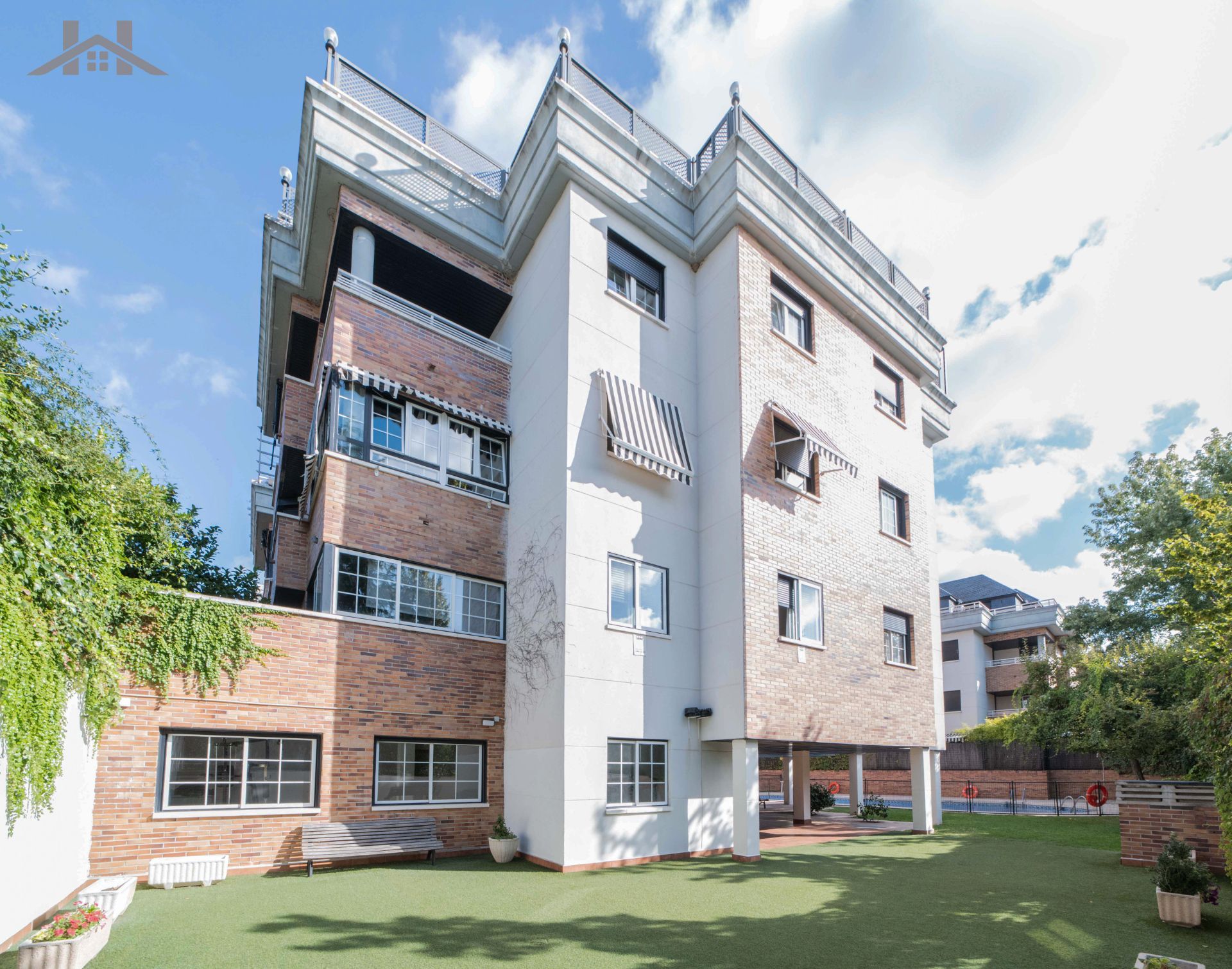 Exterior view of Attic for sale in Las Rozas de Madrid