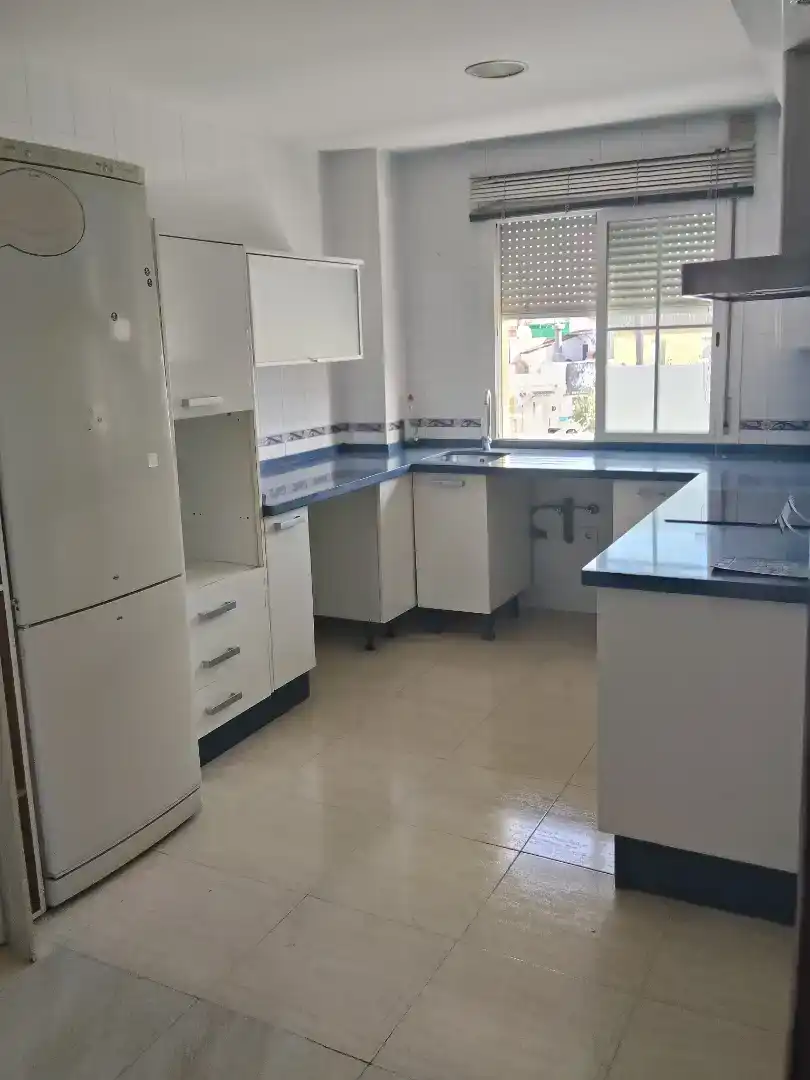 Cuina de Dúplex en venda en Bollullos de la Mitación amb Aire condicionat