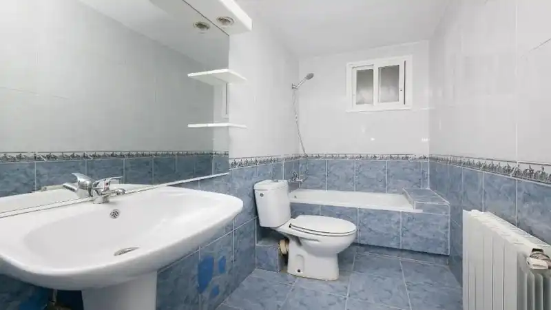 Badezimmer von Wohnung zum Verkauf in Rubí